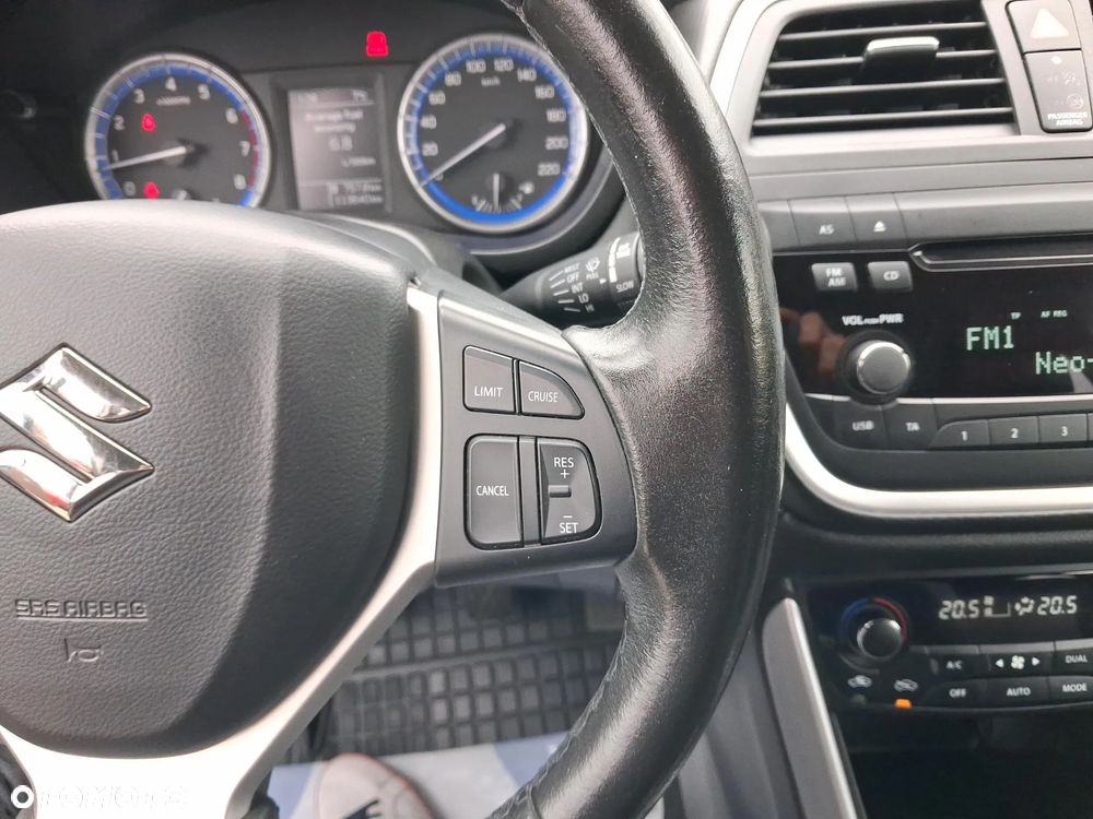 Suzuki SX4 S-Cross 1.6 Comfort - 17