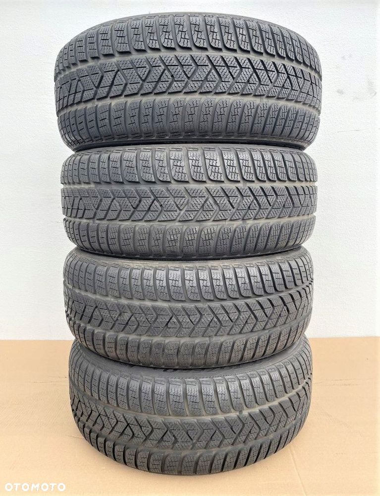 OPONY 225/45/18 95H PIRELLI SOTTOZERO 3 - 1