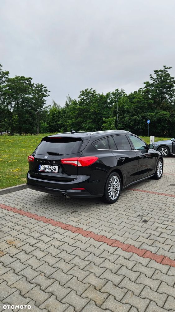 Ford Focus 1.0 EcoBoost Titanium - 3