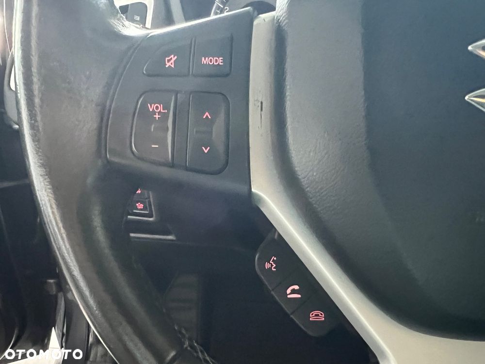 Suzuki S-Cross - 22
