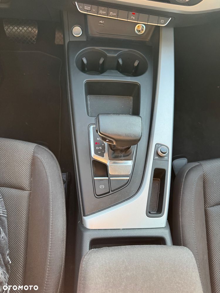 Audi A4 Avant 35 TDI mHEV Advanced S tronic - 8