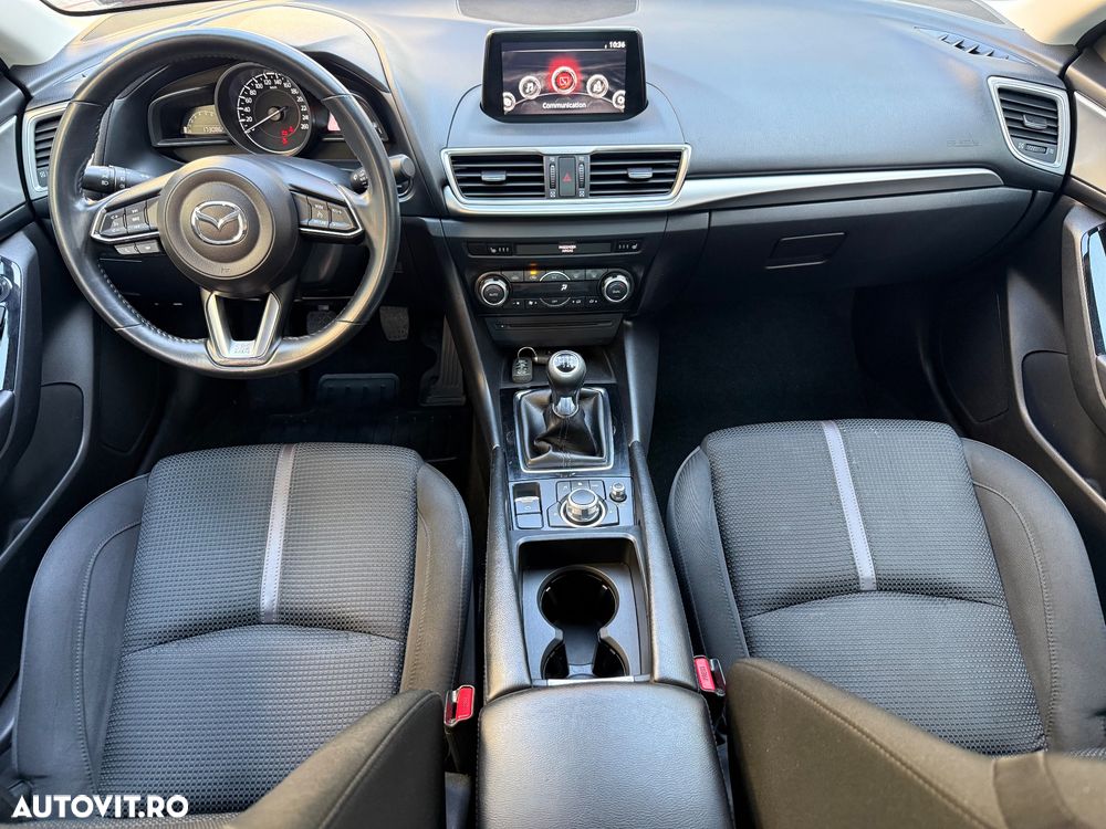 Mazda 3 - 5
