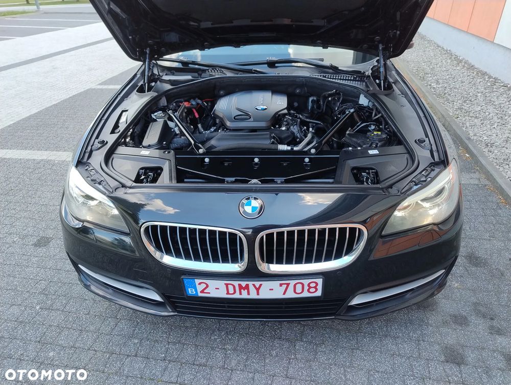 BMW Seria 5 518d - 23