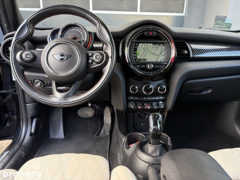 MINI Cooper S John Works Trim sport - 9