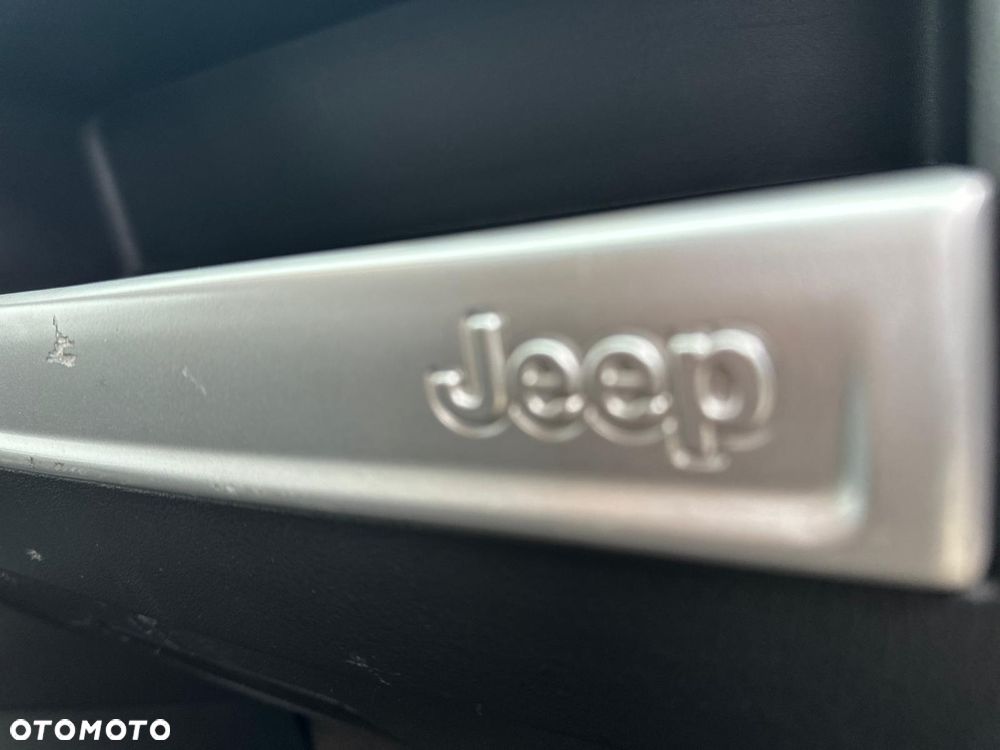 Jeep Compass 2.4I 4x4 CVT Limited - 19