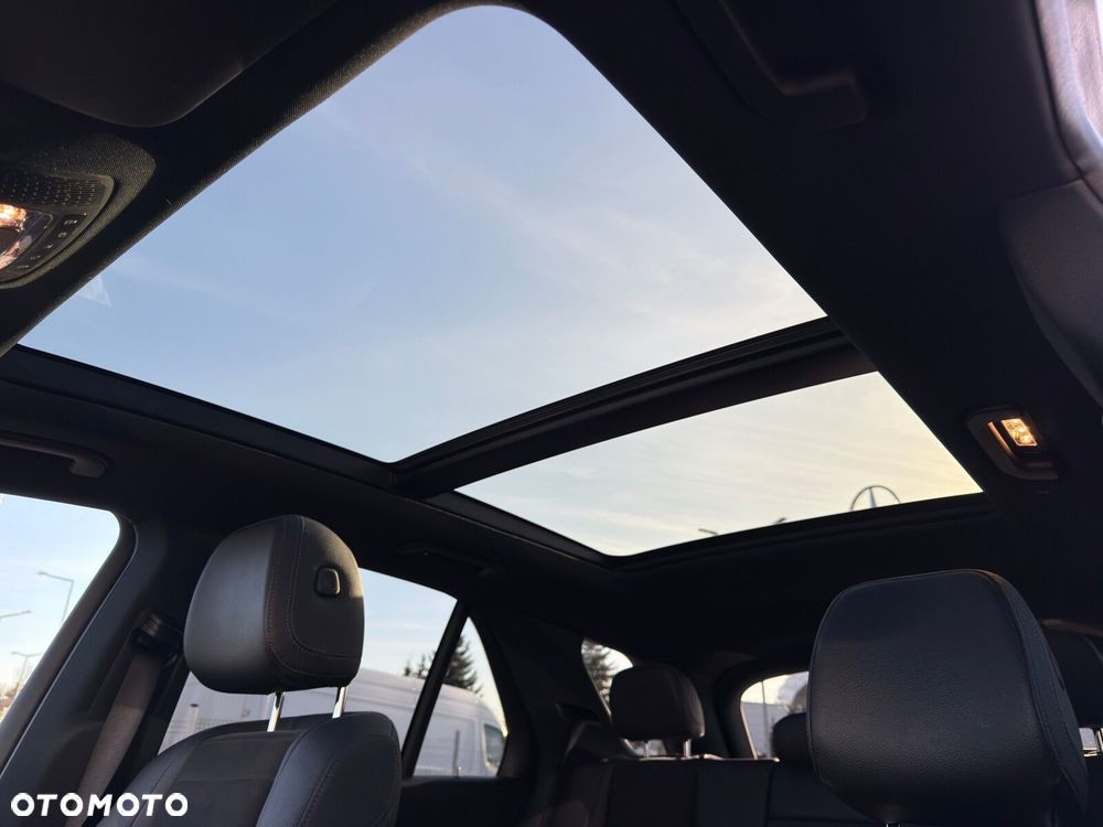 Mercedes-Benz GLE 300 d 4-Matic - 24