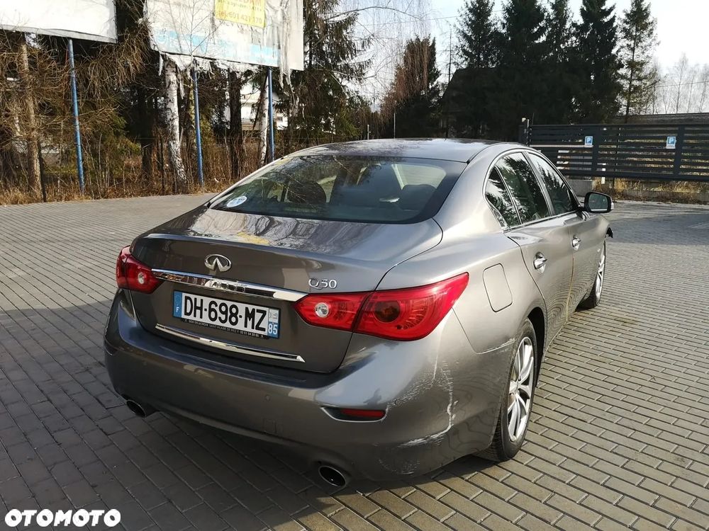 Infiniti Q50 - 8