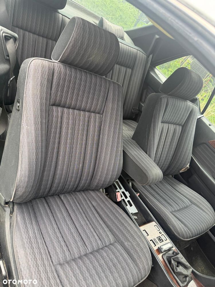 Mercedes-Benz W124 (1984-1993) - 10