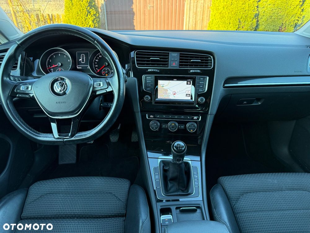 Volkswagen Golf 1.4 TSI BMT Highline - 12