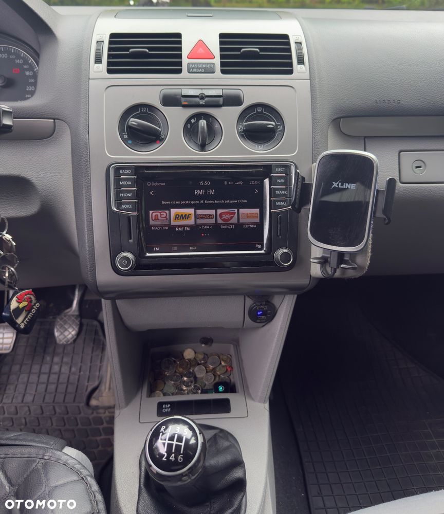 Volkswagen Touran 2.0 TDI DPF Comfortline - 10