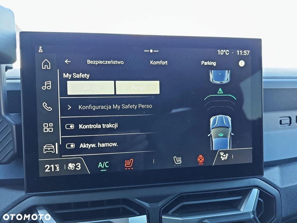 Dacia Duster 1.6 Full Hybrid 140 Journey MMT - 18