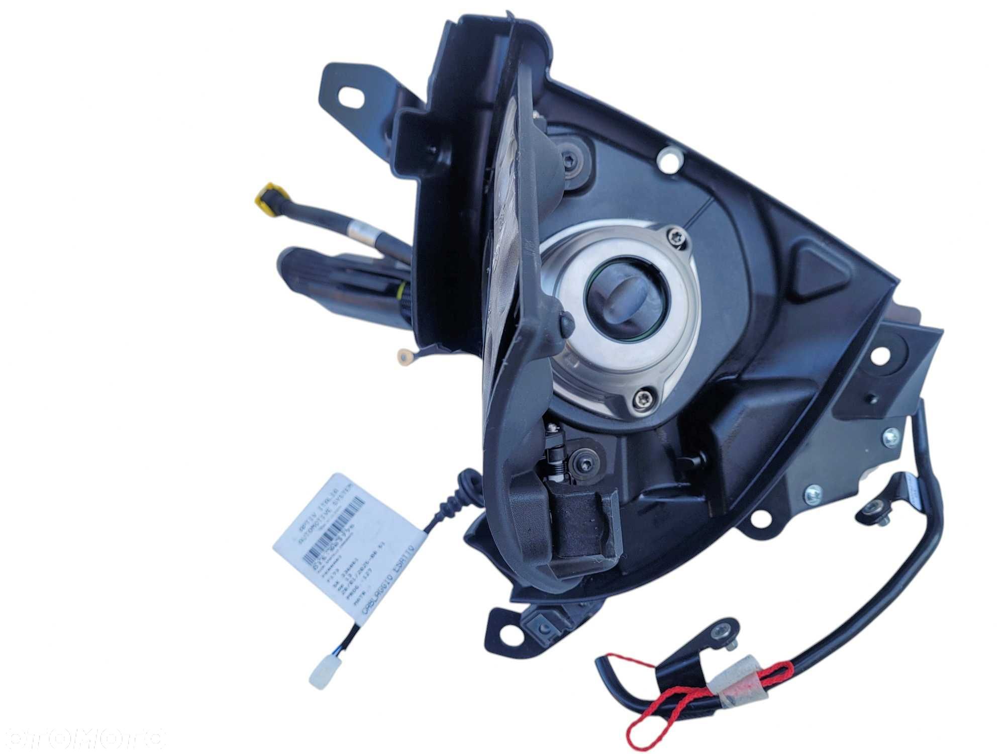 Ferrari 296 SF90 - wlew paliwa, Capless Fuel Filler Neck, metal PHEV - 1