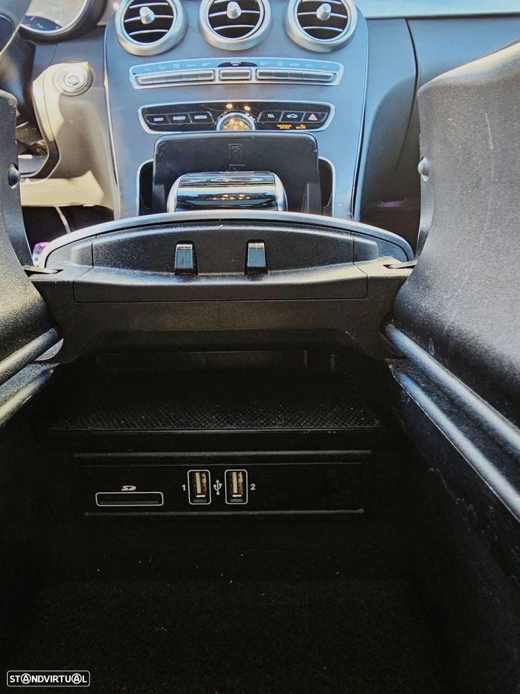 Mercedes-Benz C 300 - 19