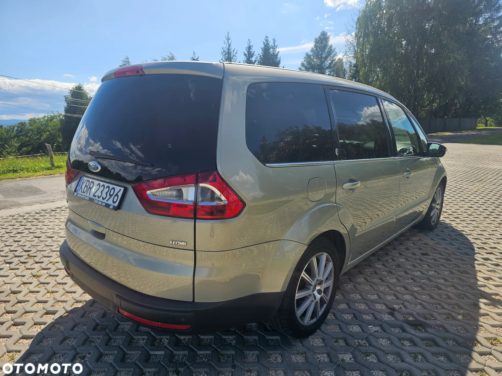Ford Galaxy 2.0 TDCi Ghia - 4