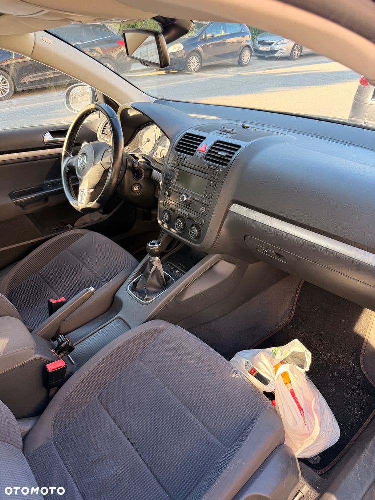 Volkswagen Jetta 1.9 TDI Comfortline - 7