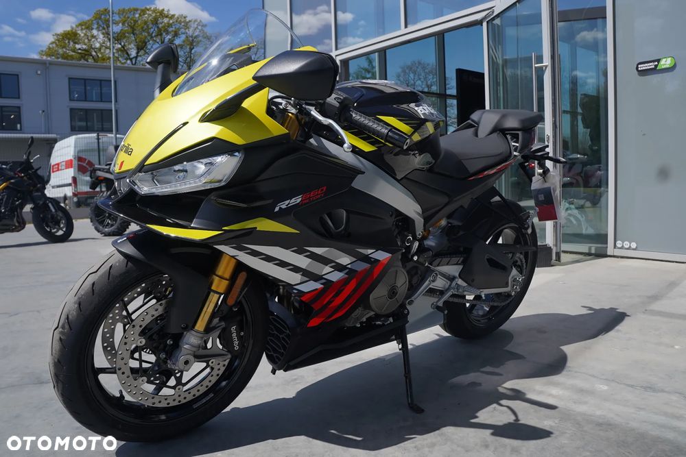 Aprilia RS - 16