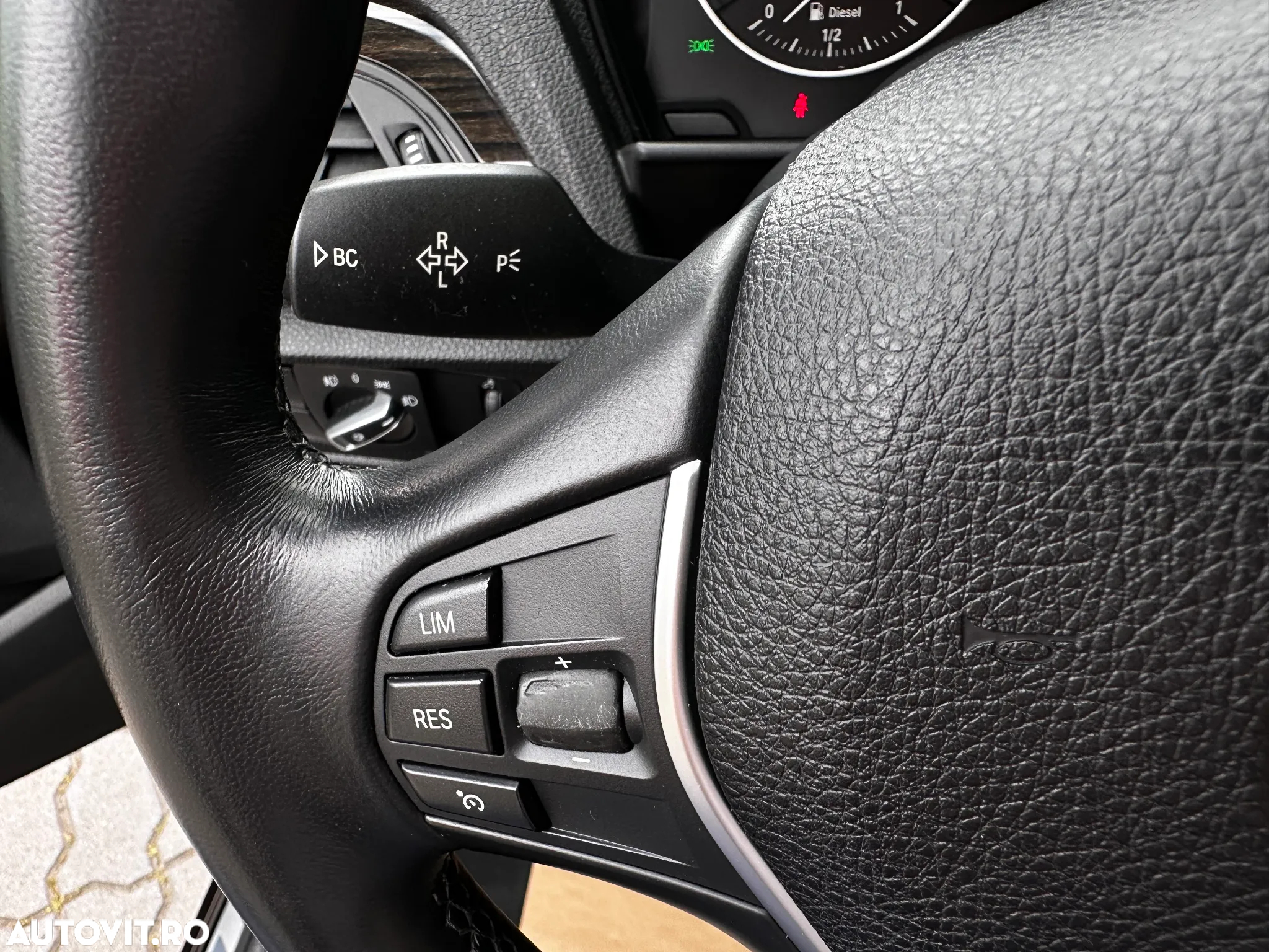 BMW Seria 2 220d Cabrio Aut. Luxury Line - 24