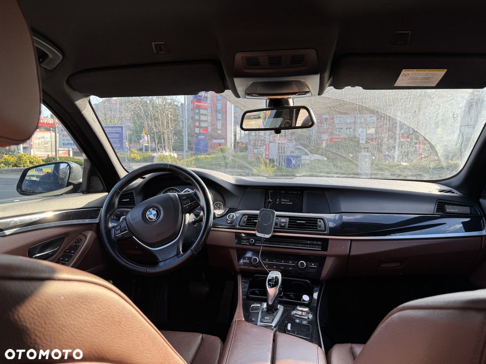 BMW Seria 5 520d - 15