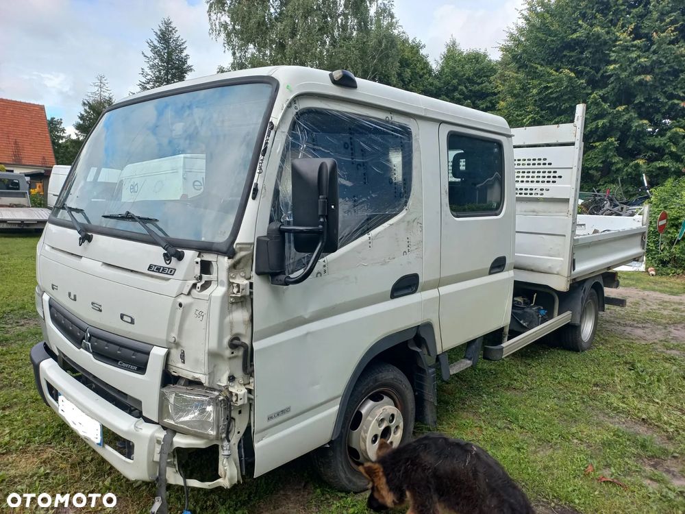 Mitsubishi FUSO CANTER - 2
