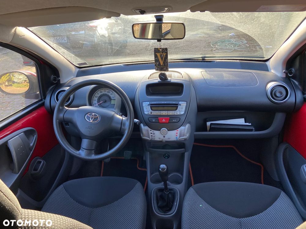 Toyota Aygo - 9