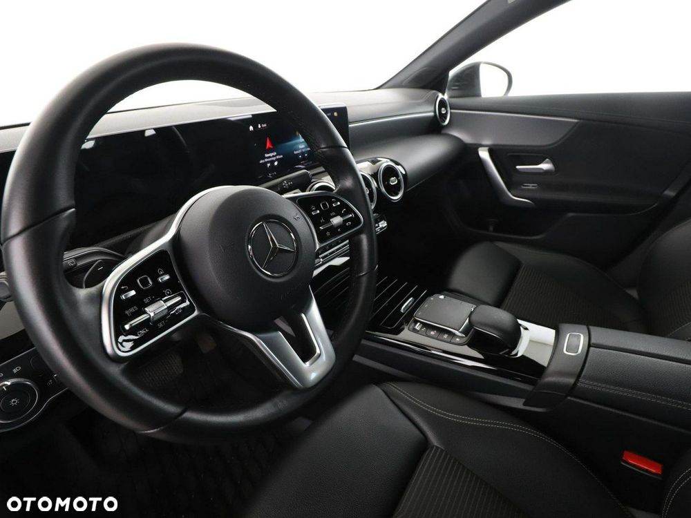 Mercedes-Benz CLA 200 d 8G-DCT Progressive - 15