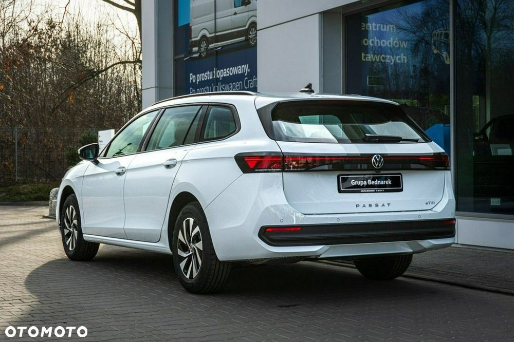 Volkswagen Passat Variant - 8
