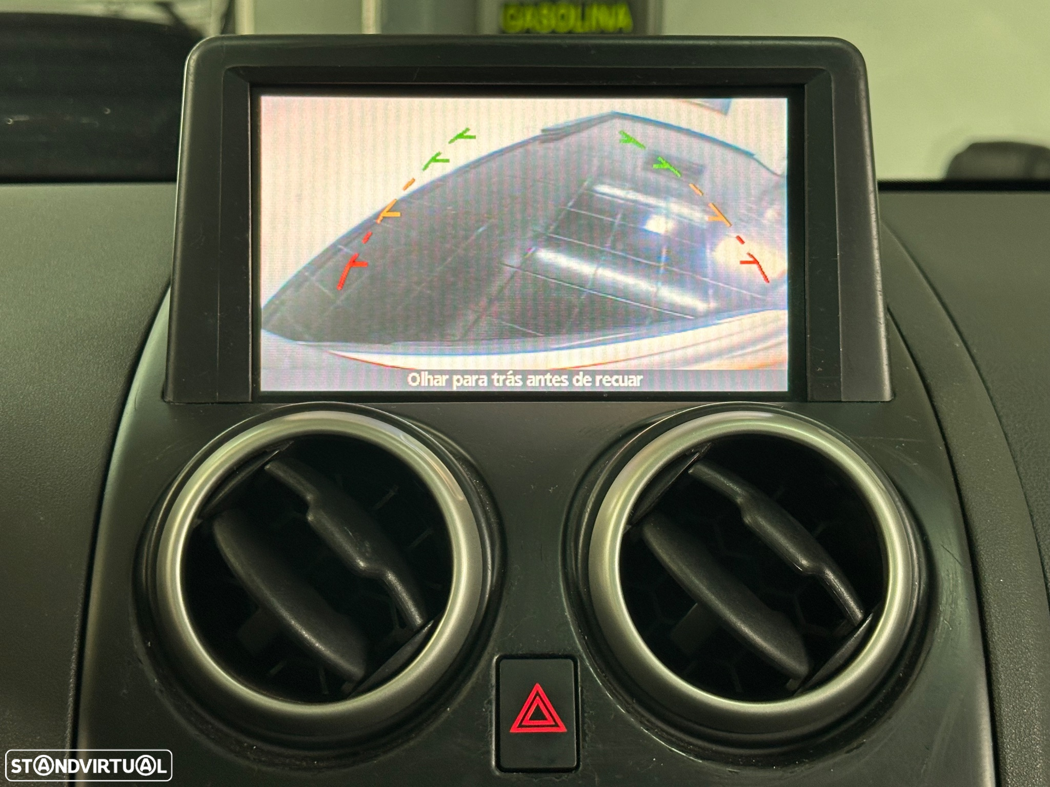 Nissan Qashqai +2 2.0 dCi Tekna Pele Preto +Navi - 22