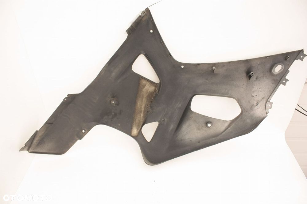 BOCZEK BOK OWIEWKA PRAWA Suzuki GSXR 600 750 K1 K2 K3 - 3