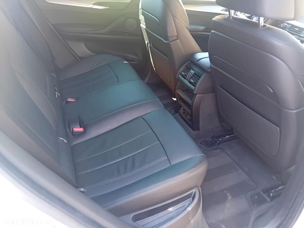 BMW X6 xDrive40d M Sport - 11