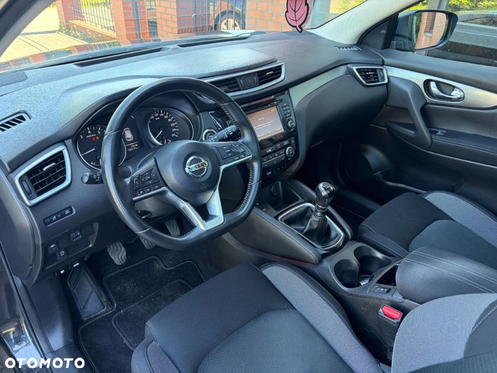 Nissan Qashqai 1.2 DIG-T N-Connecta - 8