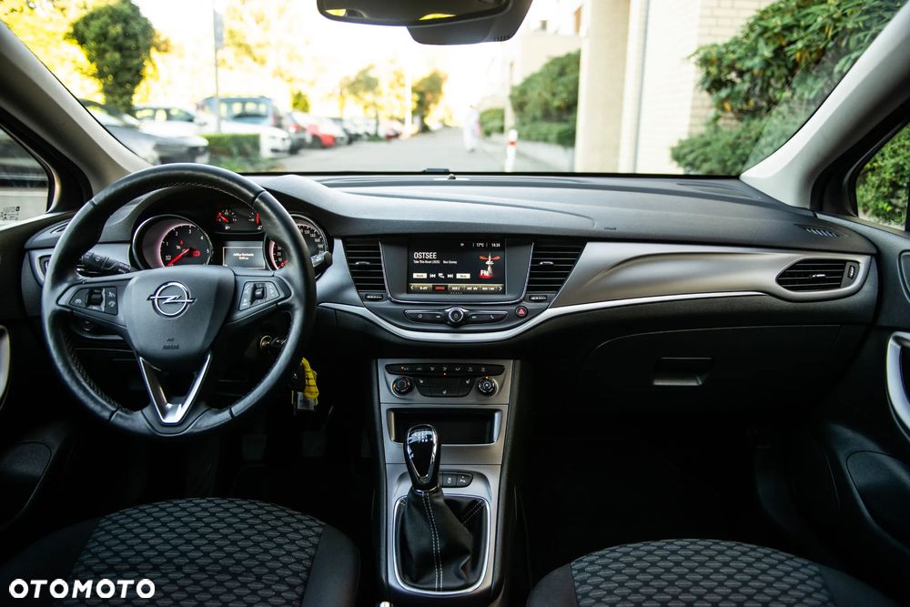 Opel Astra 1.5 D Start/Stop Sports Tourer 2020 - 26