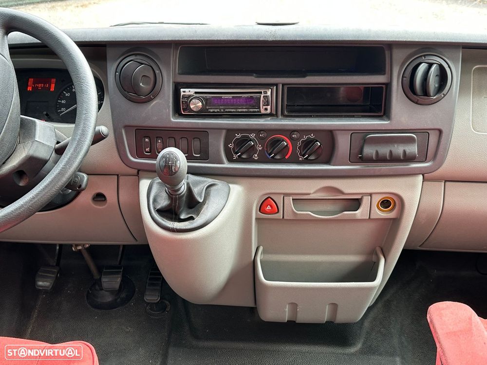 Renault Master Outro - 11