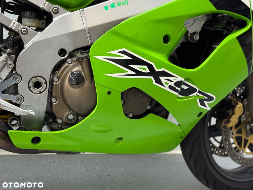 Kawasaki ZXR - 16