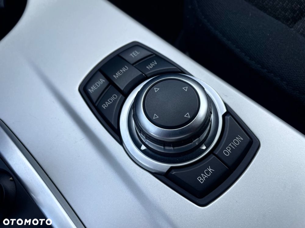 BMW X3 xDrive20d - 16