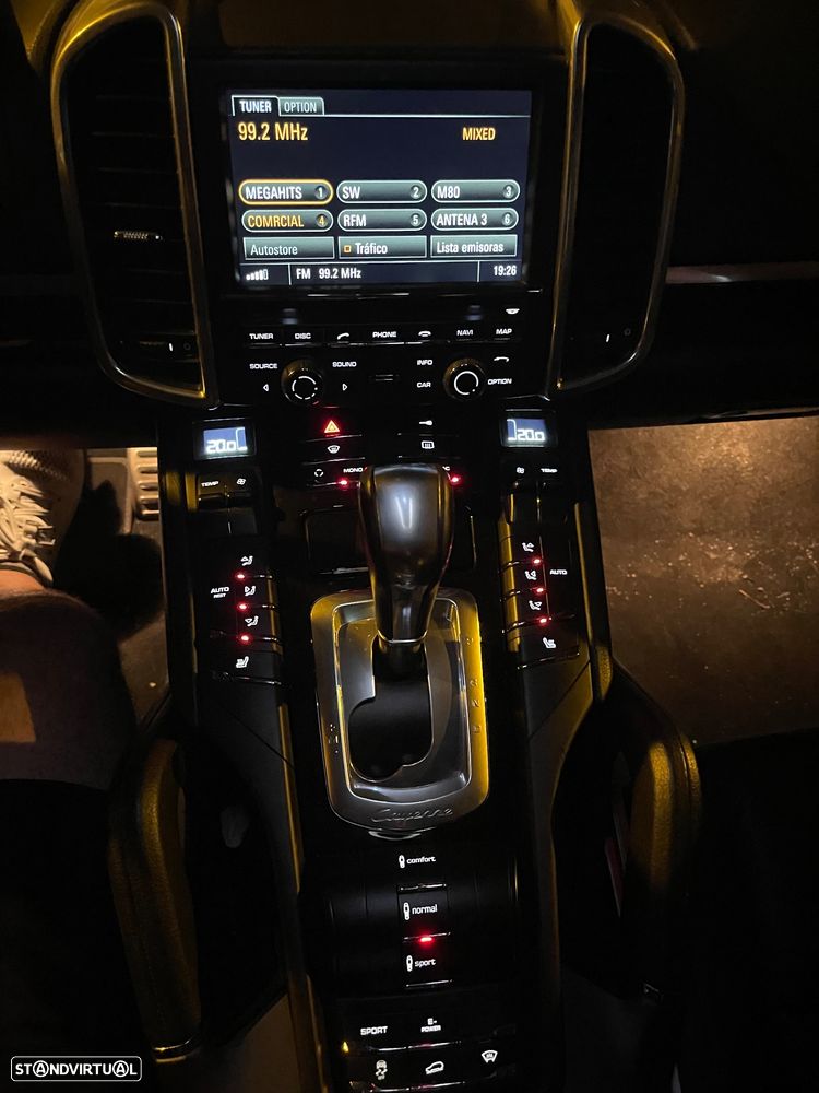 Porsche Cayenne S - 9