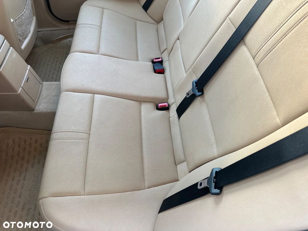 BMW X3 2.0i - 17