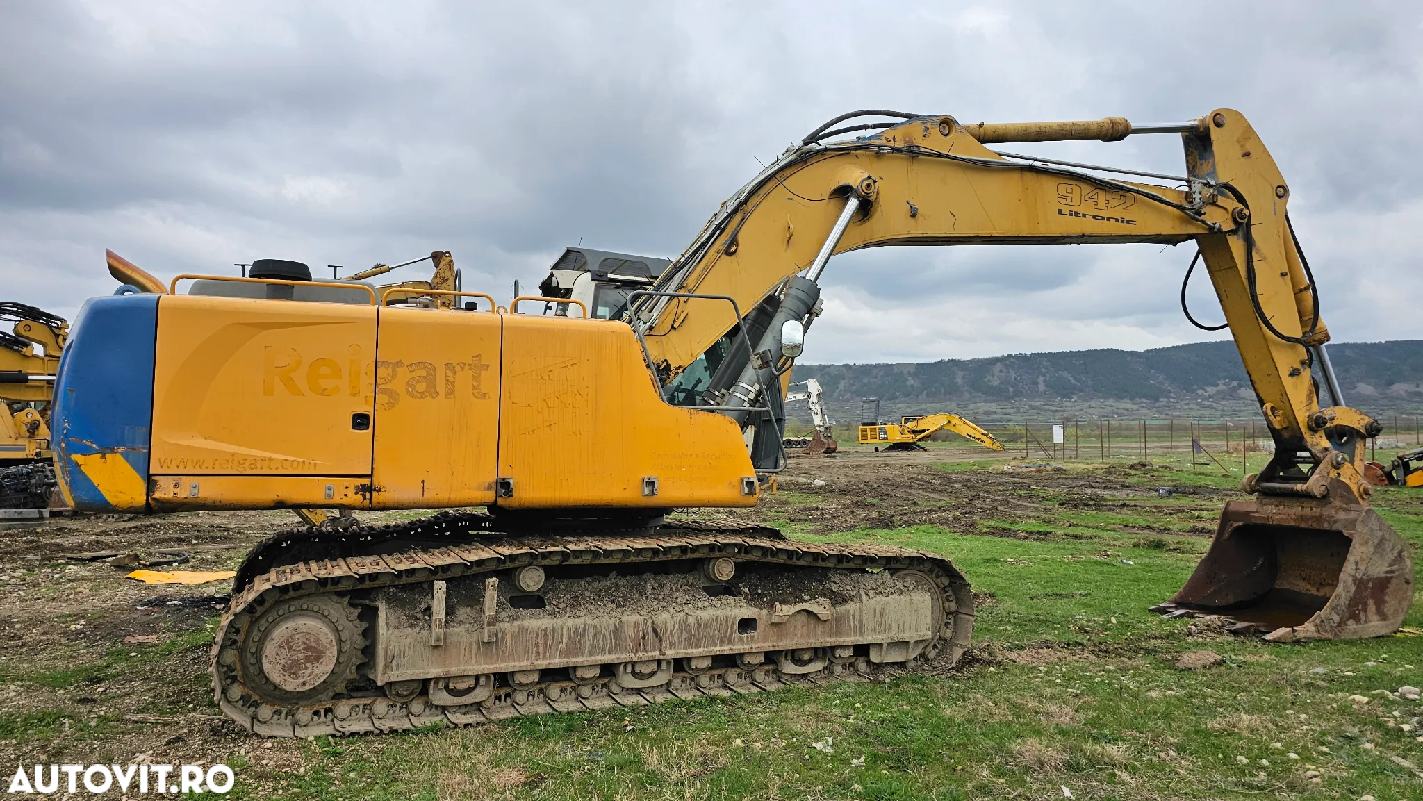 Liebherr R 946 Excavator pe șenile - 12
