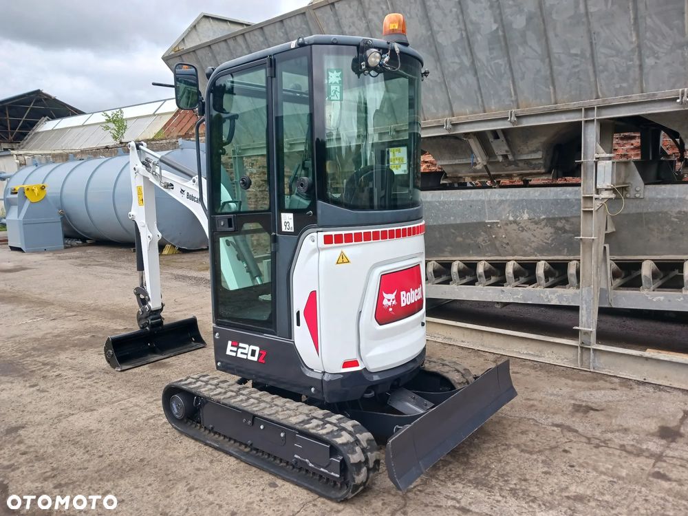 Bobcat E20Z - 8