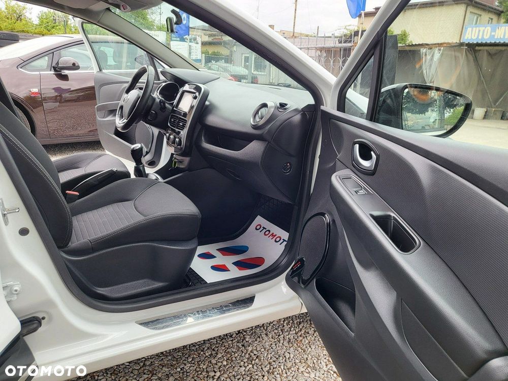 Renault Clio - 19
