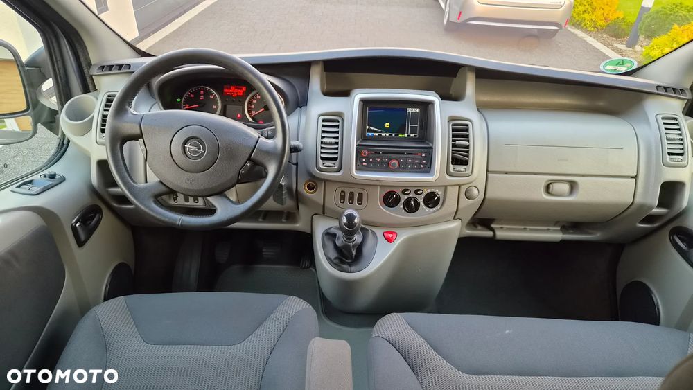 Opel Vivaro Tour Elegance L1H1 - 9