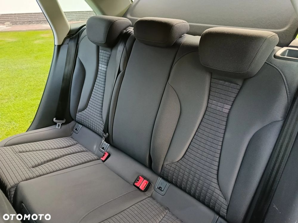Audi A3 Sportback 2.0 TDI Ambition - 23