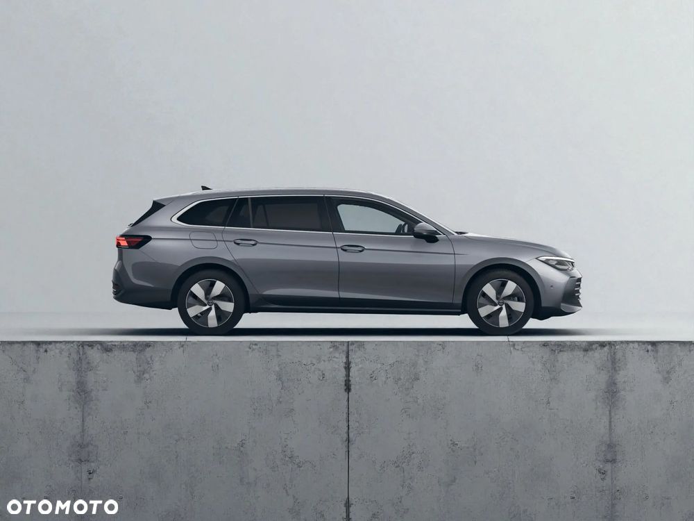 Volkswagen Passat 1.5 TSI ACT mHEV Business Plus DSG - 5