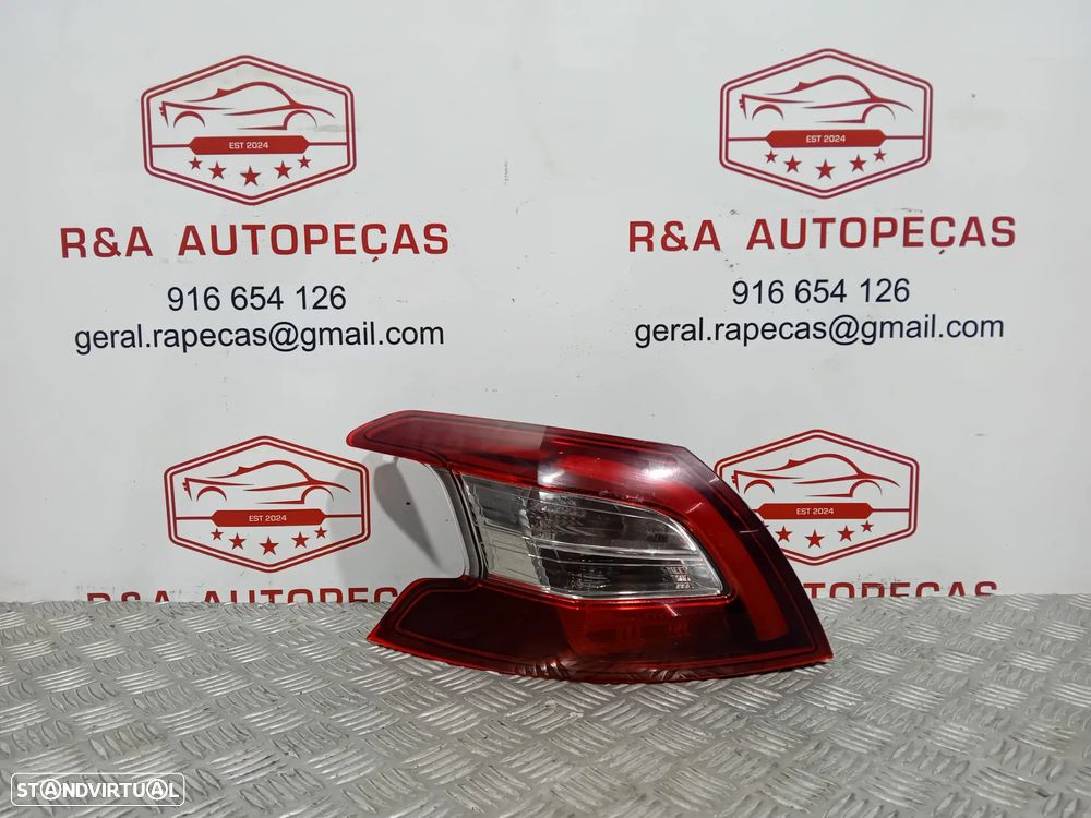 Farolins Peugeot 308 II 5 Portas Chassi Original - 15