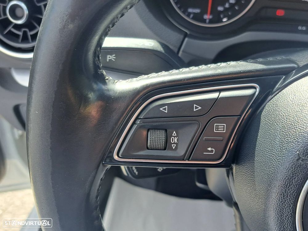 Audi A3 Sportback 1.6 TDI S-line - 32