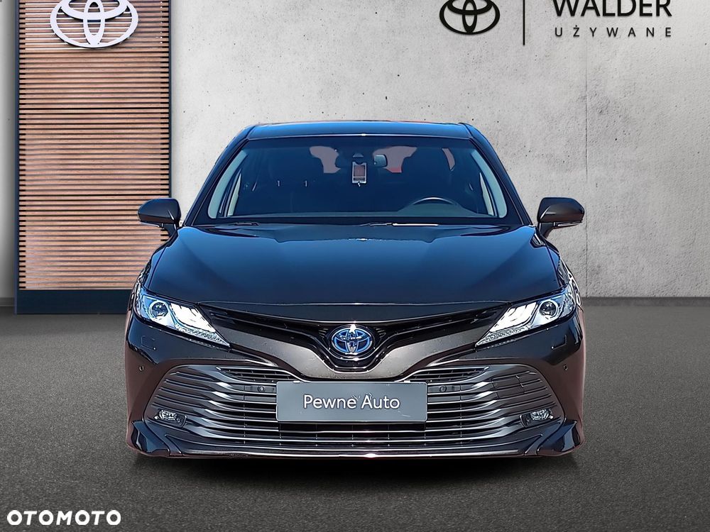 Toyota Camry 2.5 Hybrid Executive CVT - 3