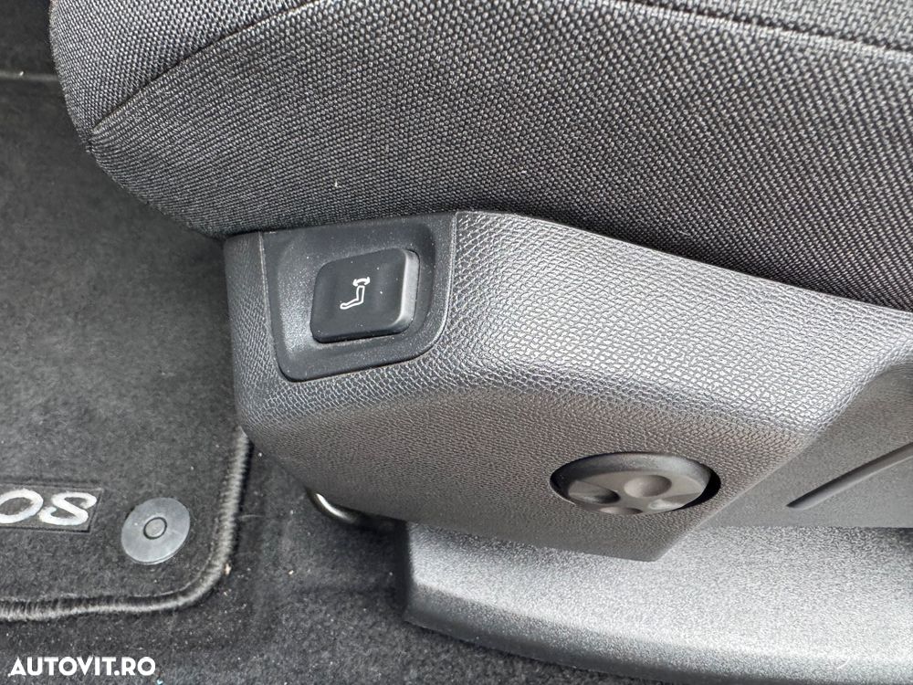 Peugeot 3008 PureTech 130 Stop & Start GPF EAT8 Allure - 12