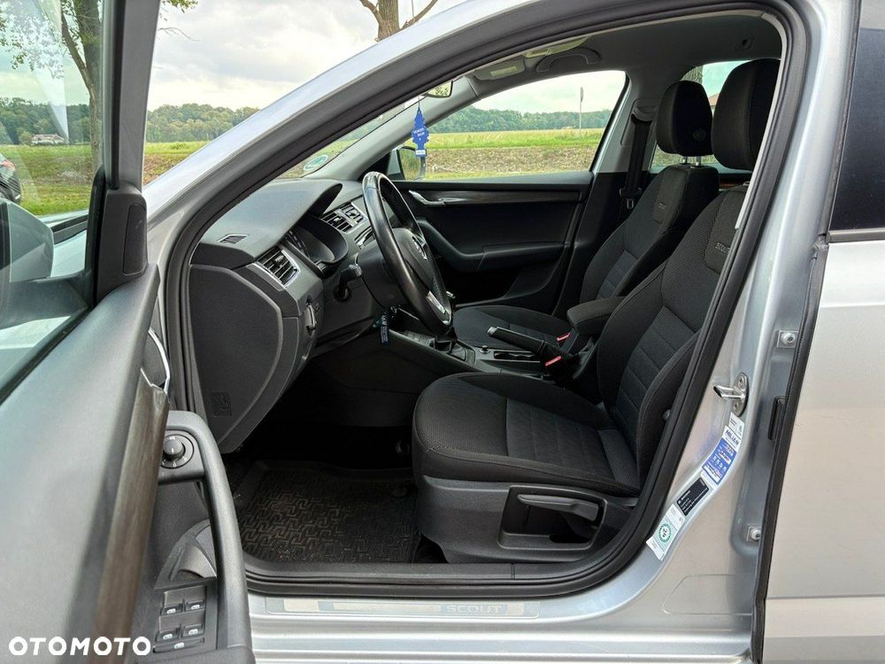 Skoda Octavia 2.0 TDI (Green tec) 4x4 Ambition - 13