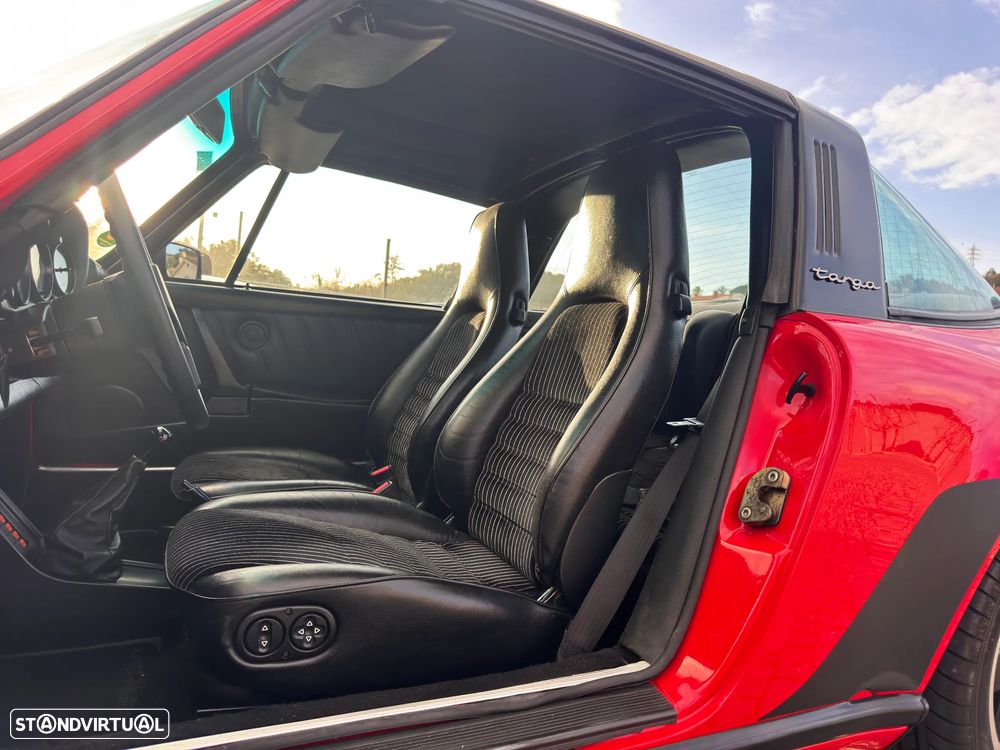 Porsche 911 Série G Carrera Coupé 3.2 - 6