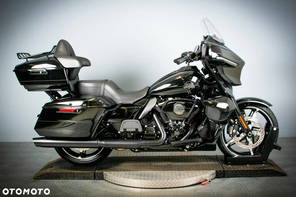 Harley-Davidson Touring Street Glide - 6