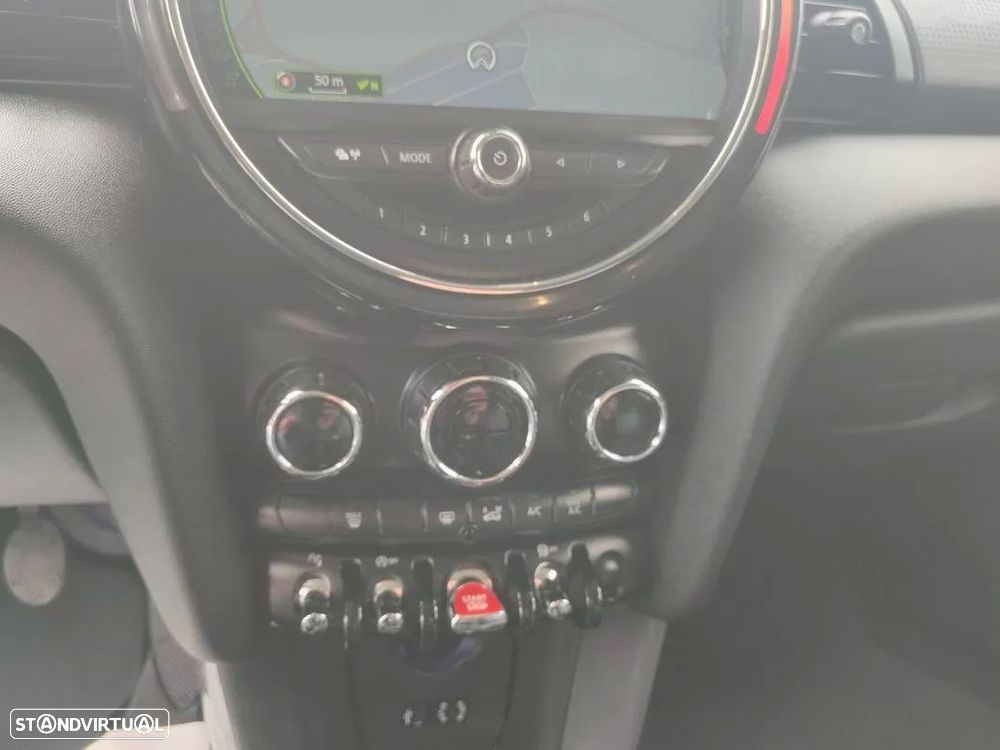 MINI 5 Portas Cooper D - 16